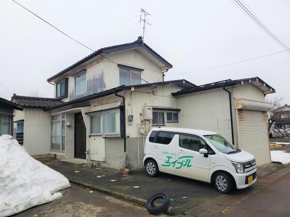 見附市熱田町貸家の物件外観写真